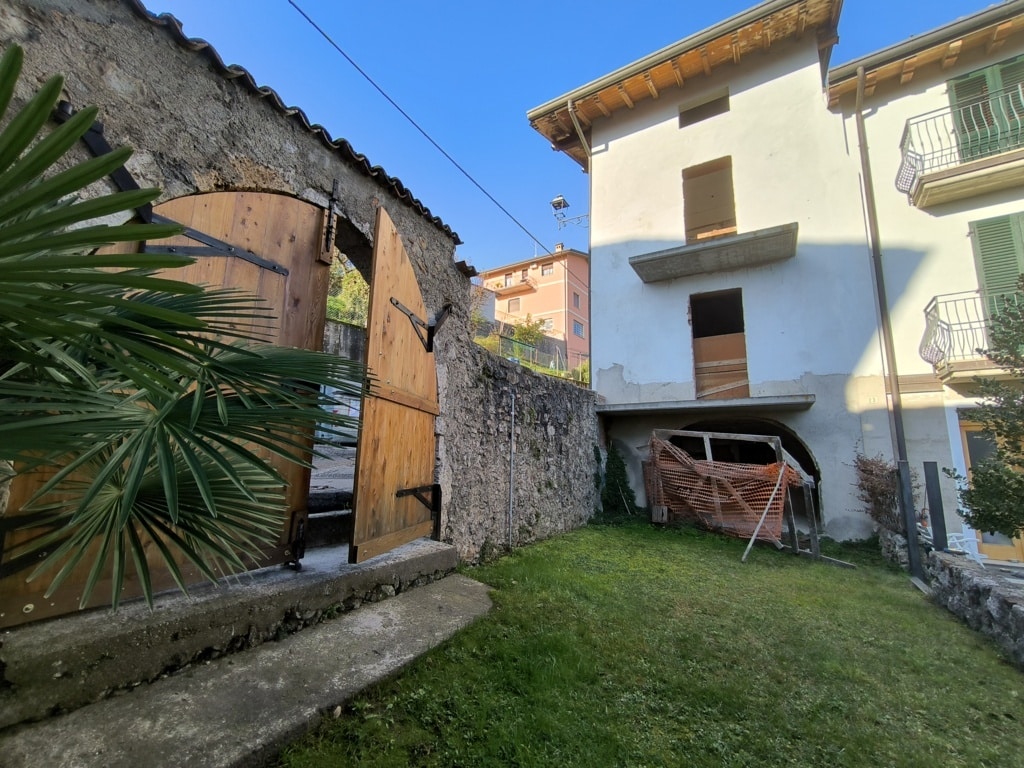 Porzione cielo terra da ultimare